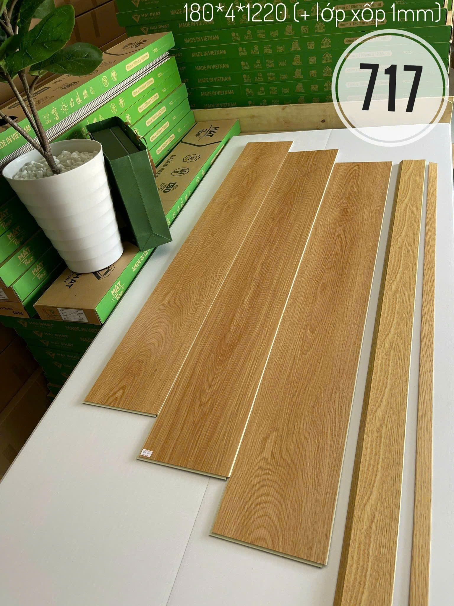 Sàn Nhựa Hèm Khóa Giả Gỗ SPC 4MM MAT Floor-717