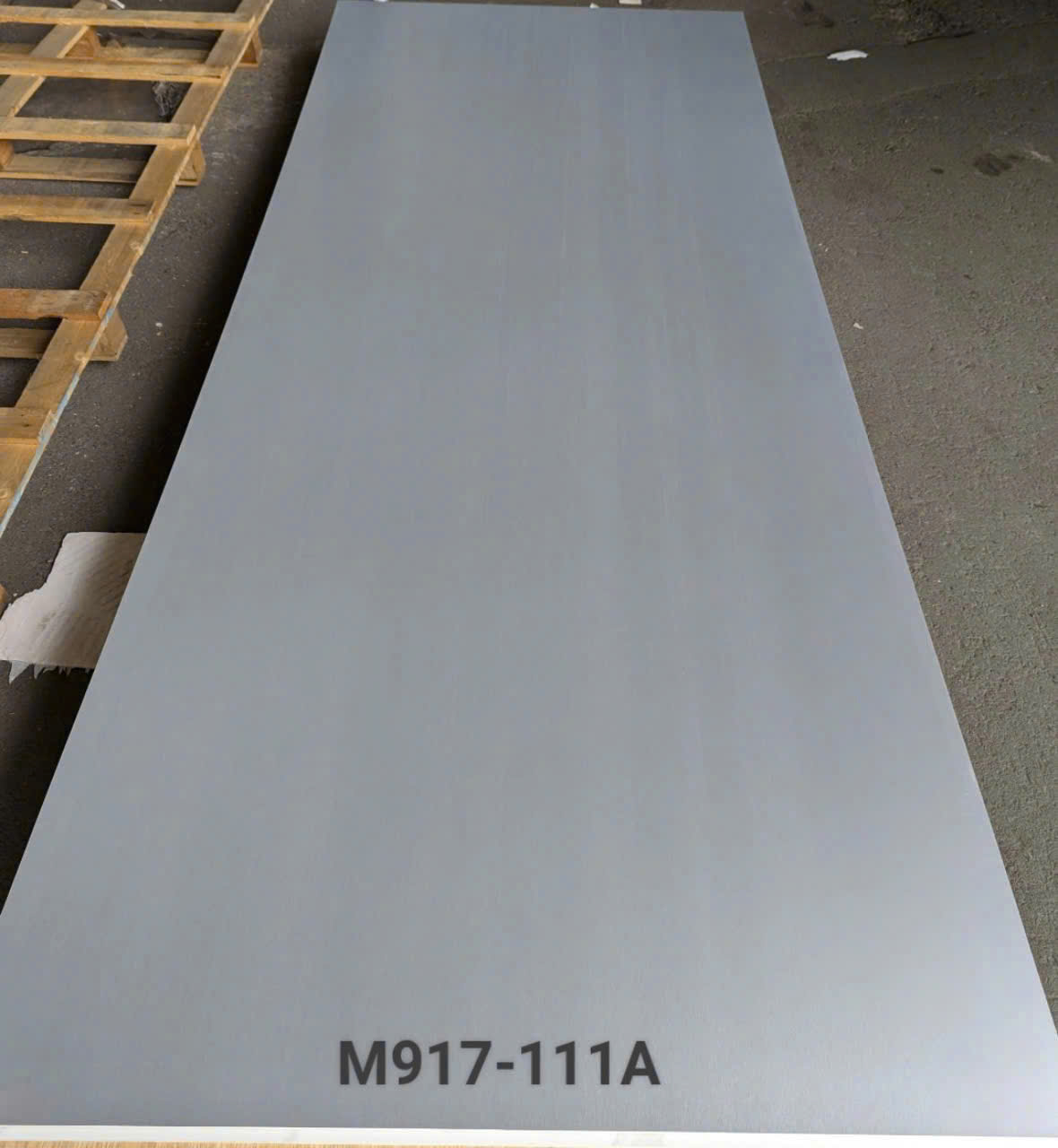 Tấm Ốp Than Tre Đơn Sắc VN-111A 5mm