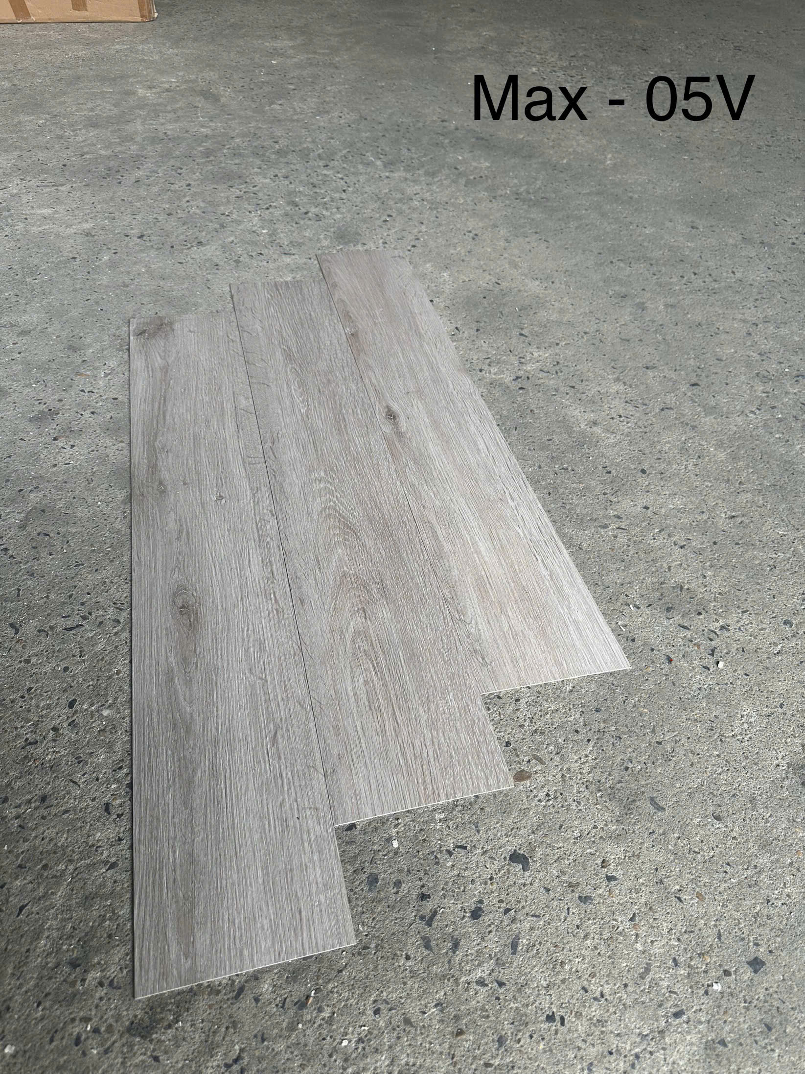 Sàn Nhựa Giả Gỗ Keo Sẵn MX FLooring 05V