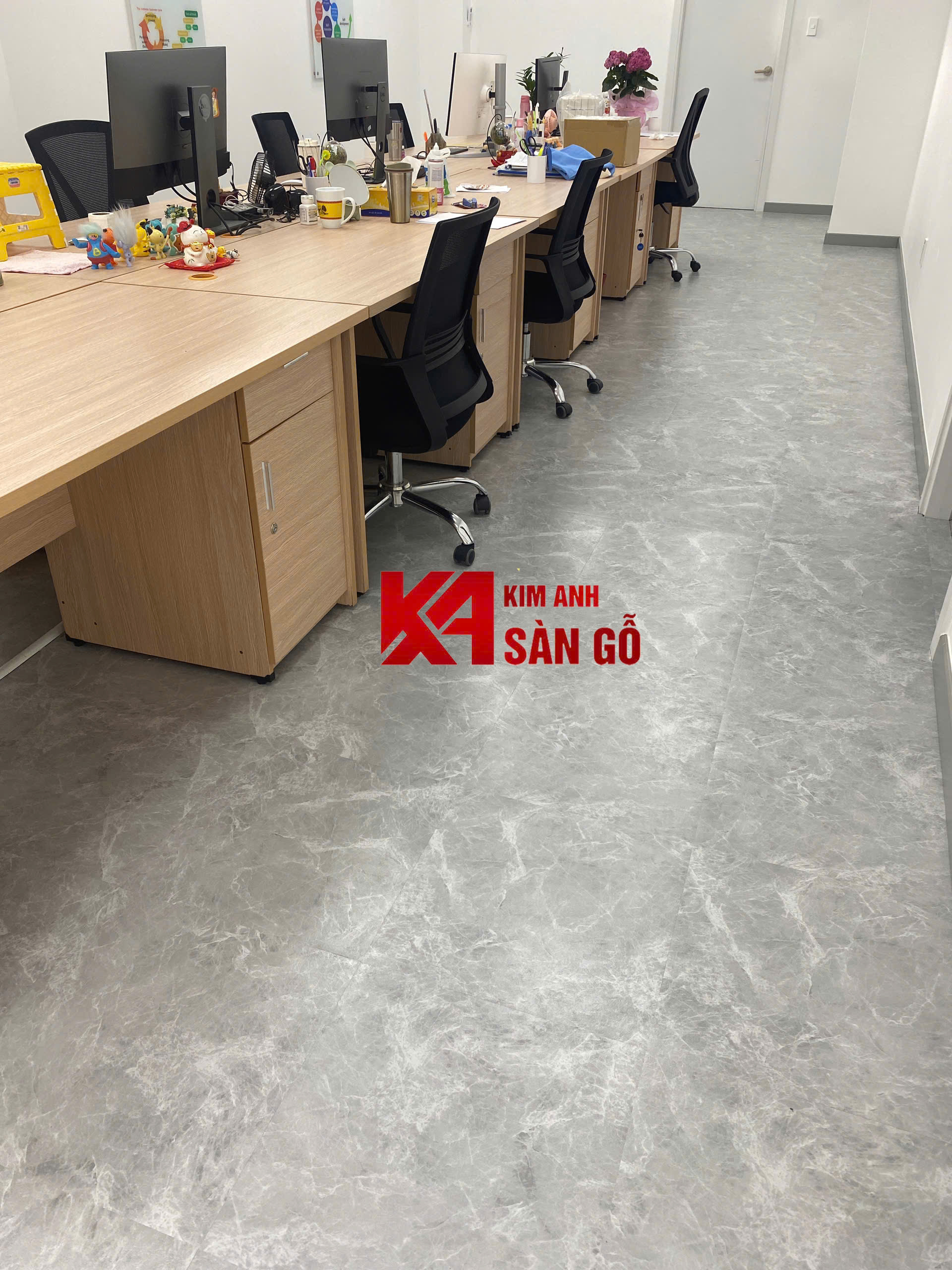 Sàn Nhựa Vân Đá Keo Sẵn NC-9545
