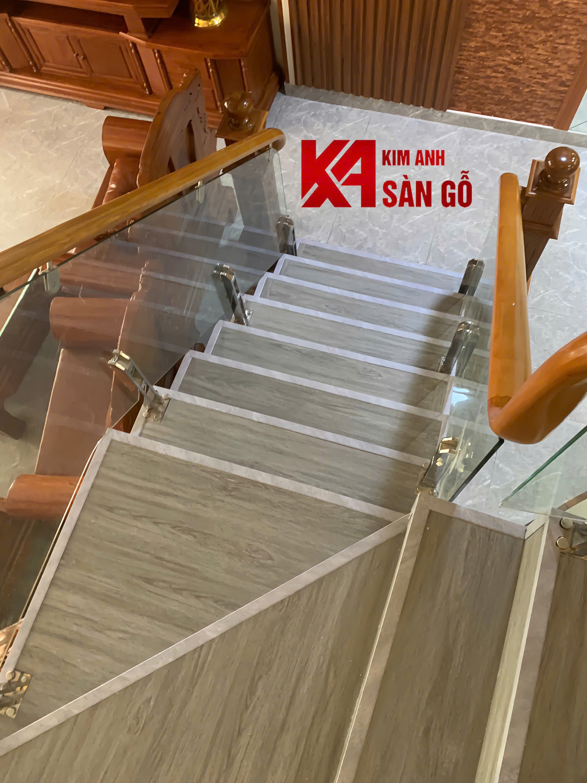 Sàn Nhựa Hèm Khóa Giả Gỗ SPC 4MM MX 031-8