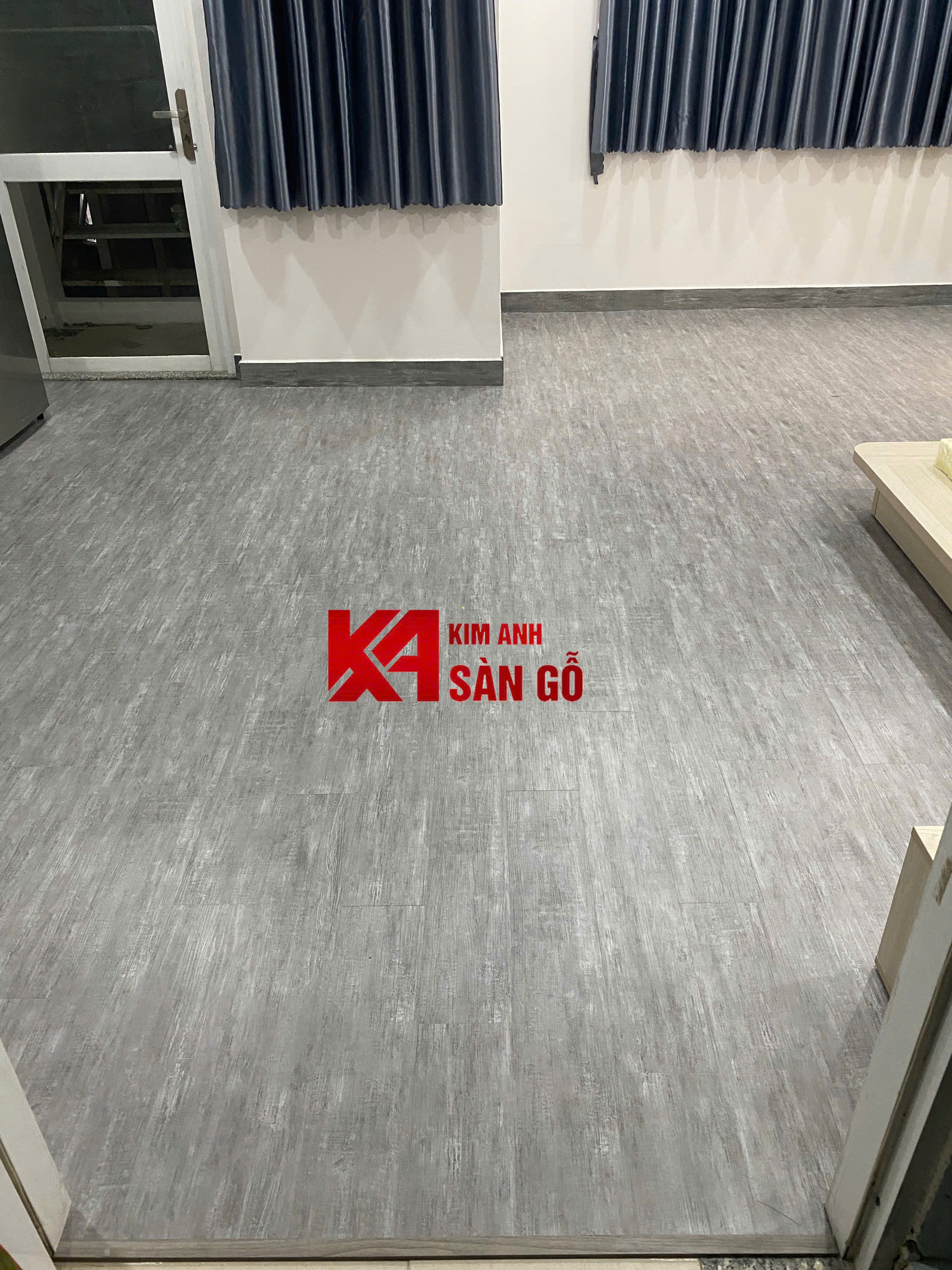 Sàn Nhựa Giả Gỗ Keo Sẵn TH FLooring T030