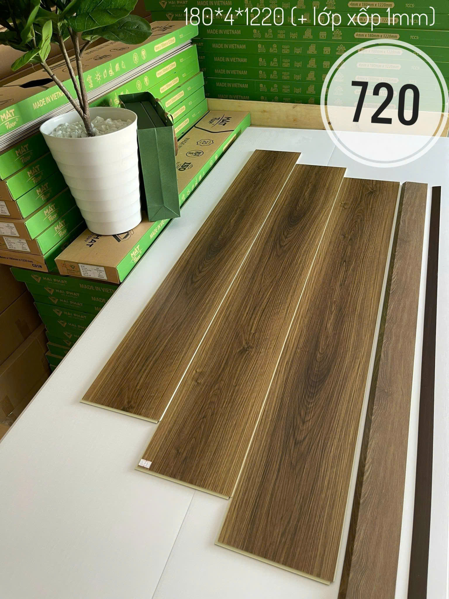 Sàn Nhựa Hèm Khóa Giả Gỗ SPC 4MM MAT Floor-720